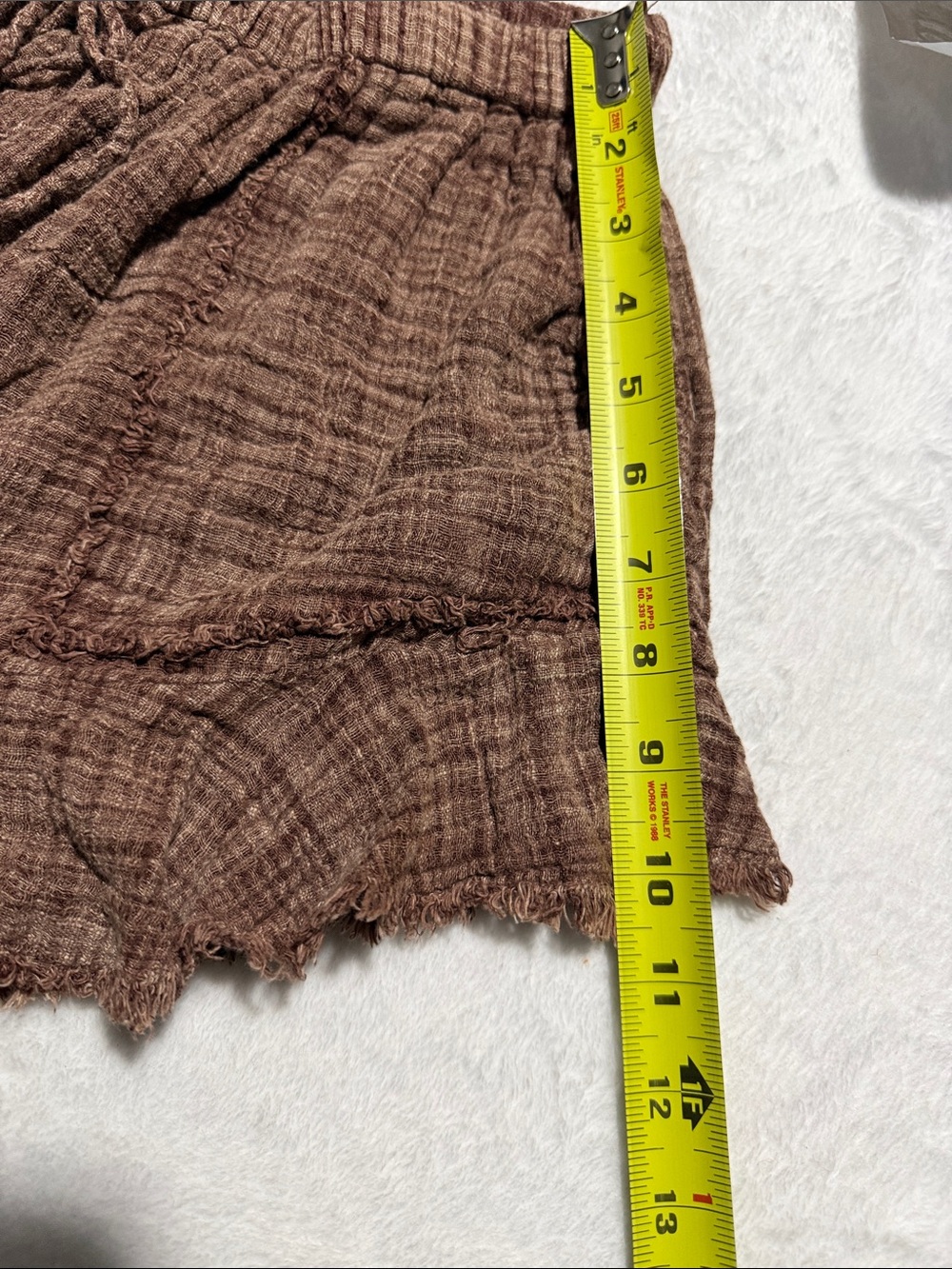 High-Waist Brown Textured Ruffle-Hem Shorts - Picture 4 of 10